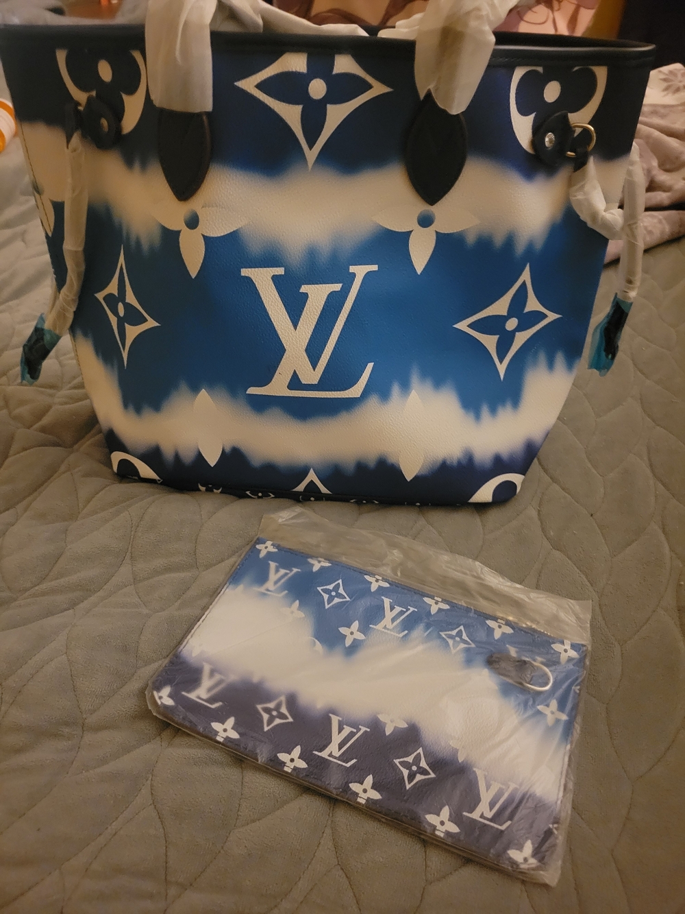 Fashion Tote And Pouch.